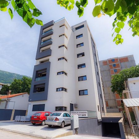 N Apartments Сутоморе Екстериор снимка