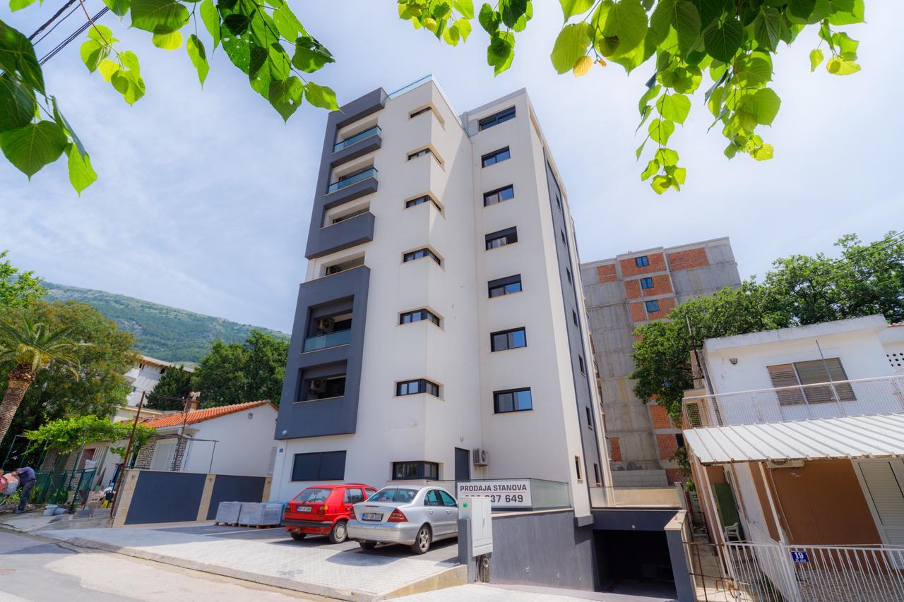 N Apartments Сутоморе Екстериор снимка