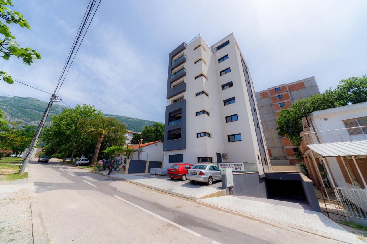 N Apartments Сутоморе Екстериор снимка